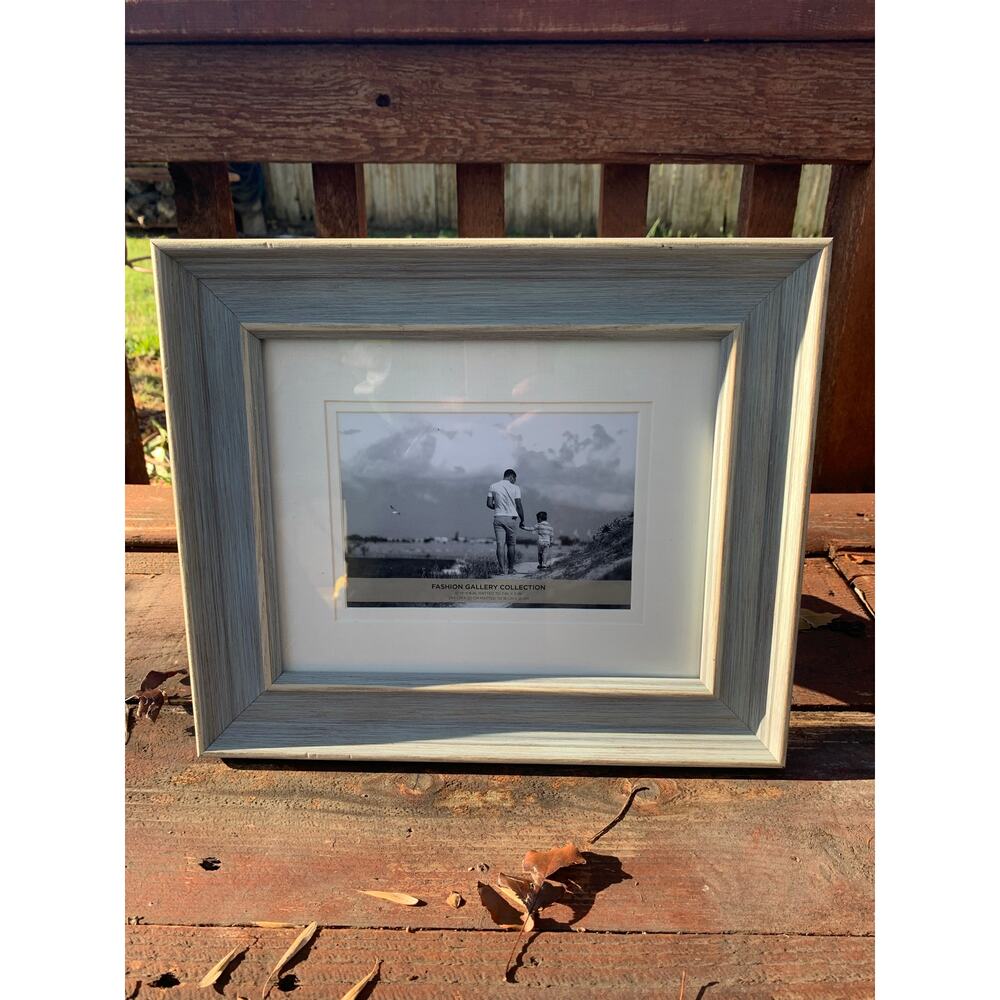 Fashion Gallery Collection Light Blue 8X10 Picture Frame NWT